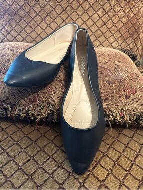 Bella Marie Navy Pointed Toe Slip-On Flats